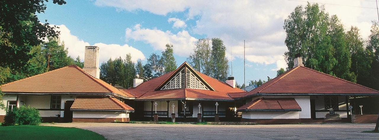 Kuivoja Holiday Center Loksa Exterior photo