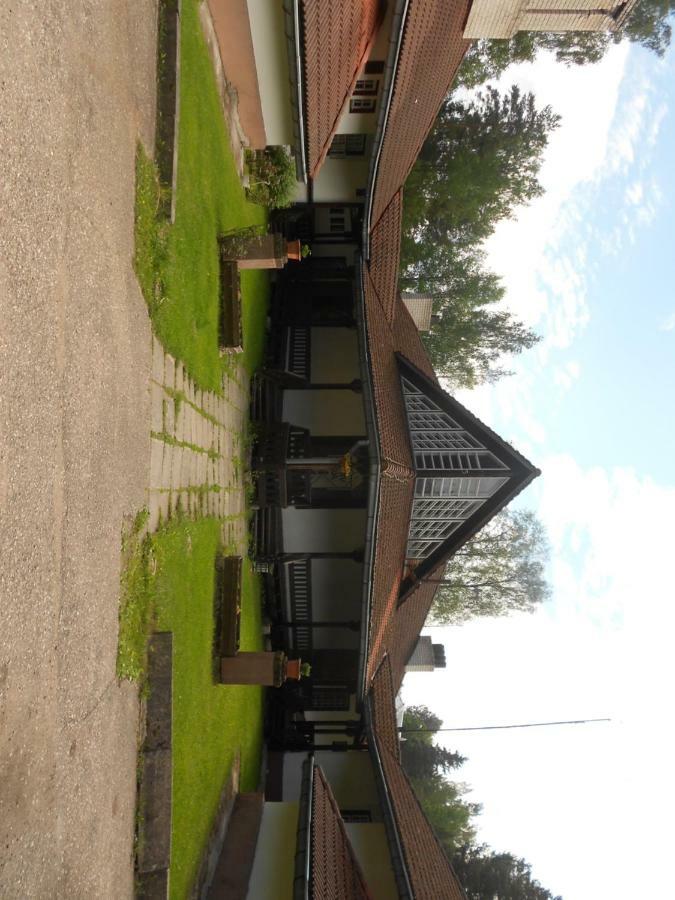 Kuivoja Holiday Center Loksa Exterior photo